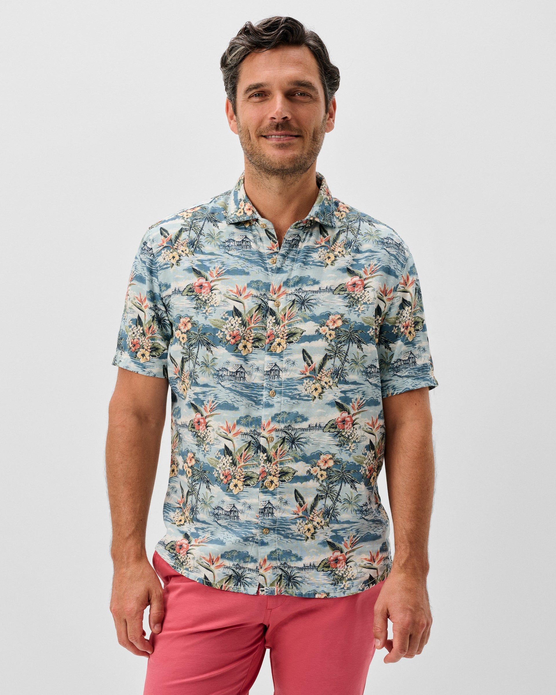 Short Sleeve Hangin' Out Button Down Shirt - Almanzo