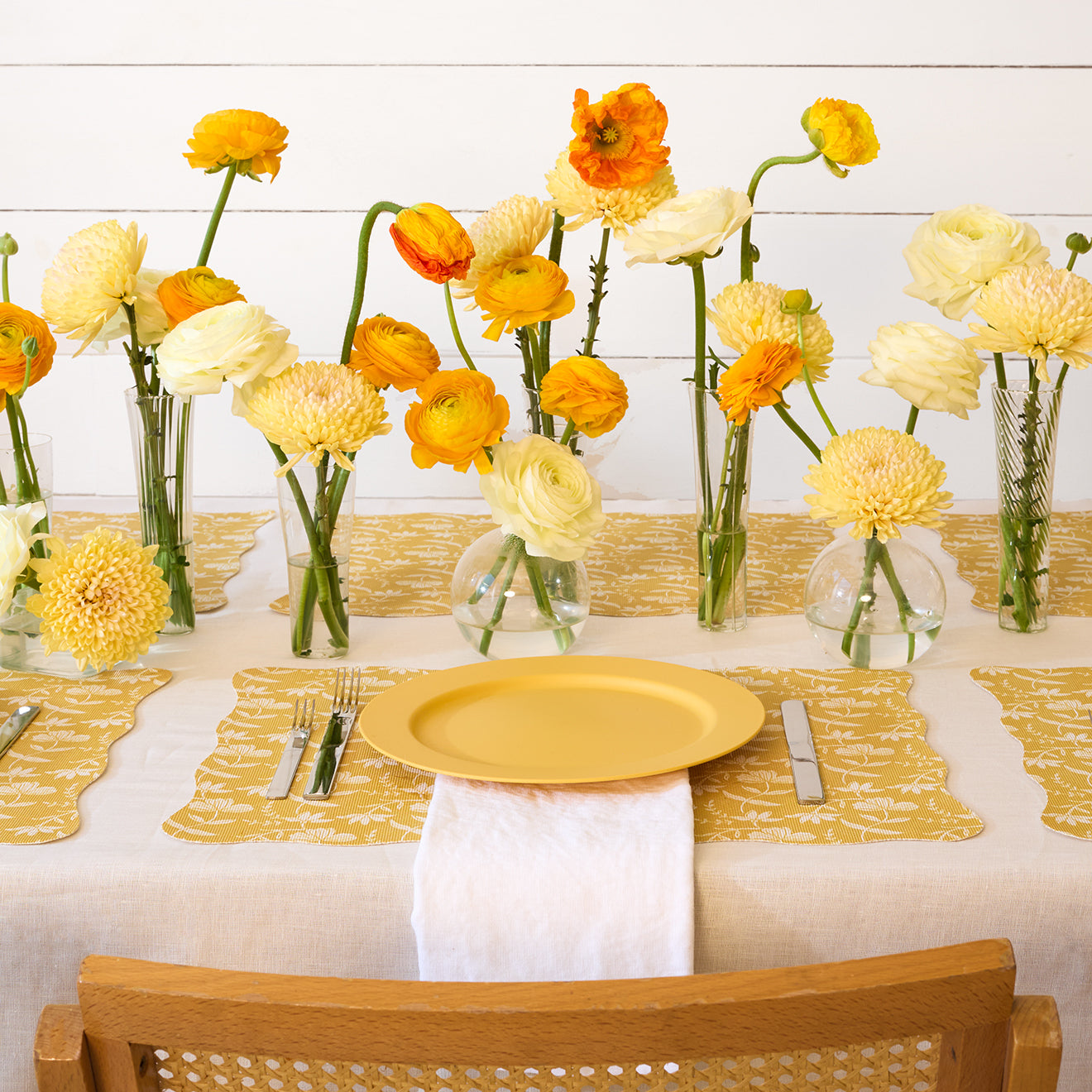 Marigold Scallop Placemat - Set of 6
