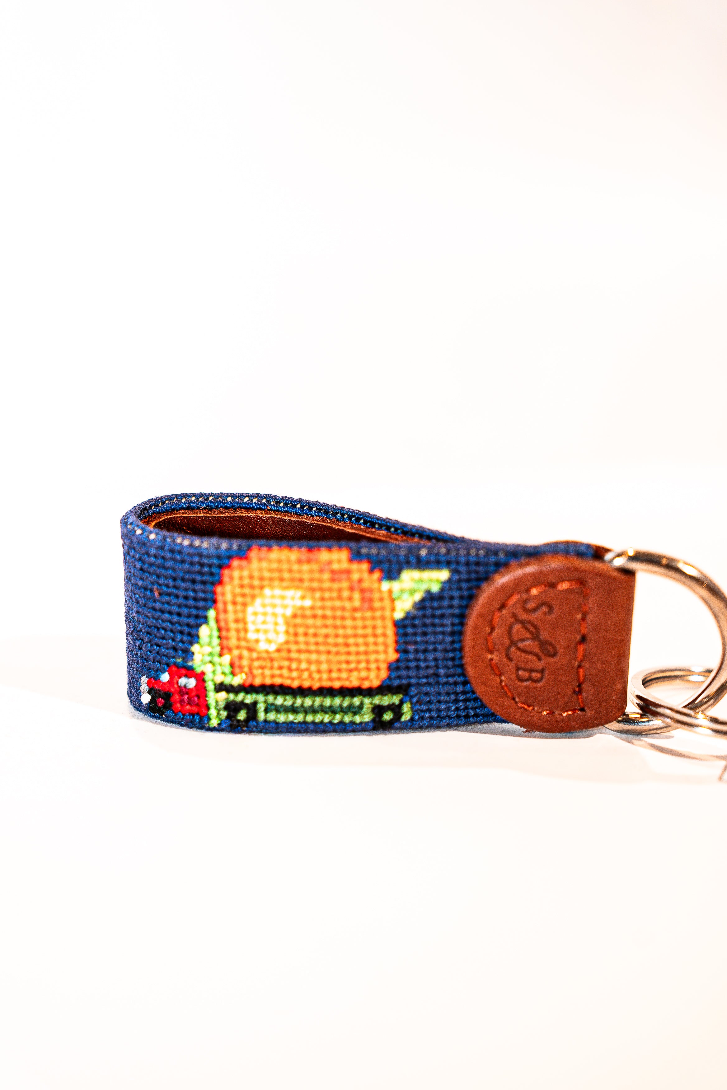 Smathers & Branson Eat a Peach Key Fob