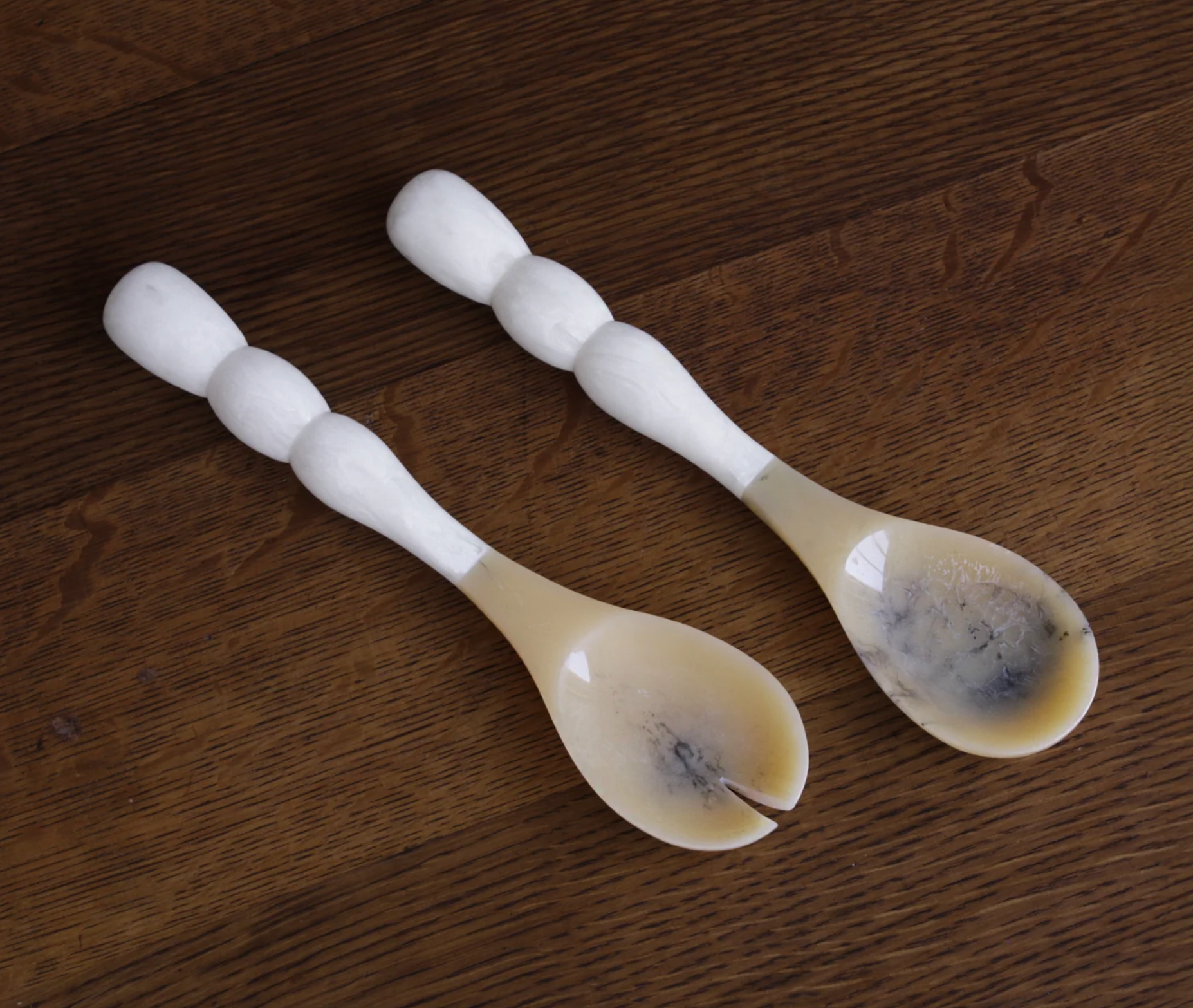RESIN Rio Bubble Salad Servers (White)