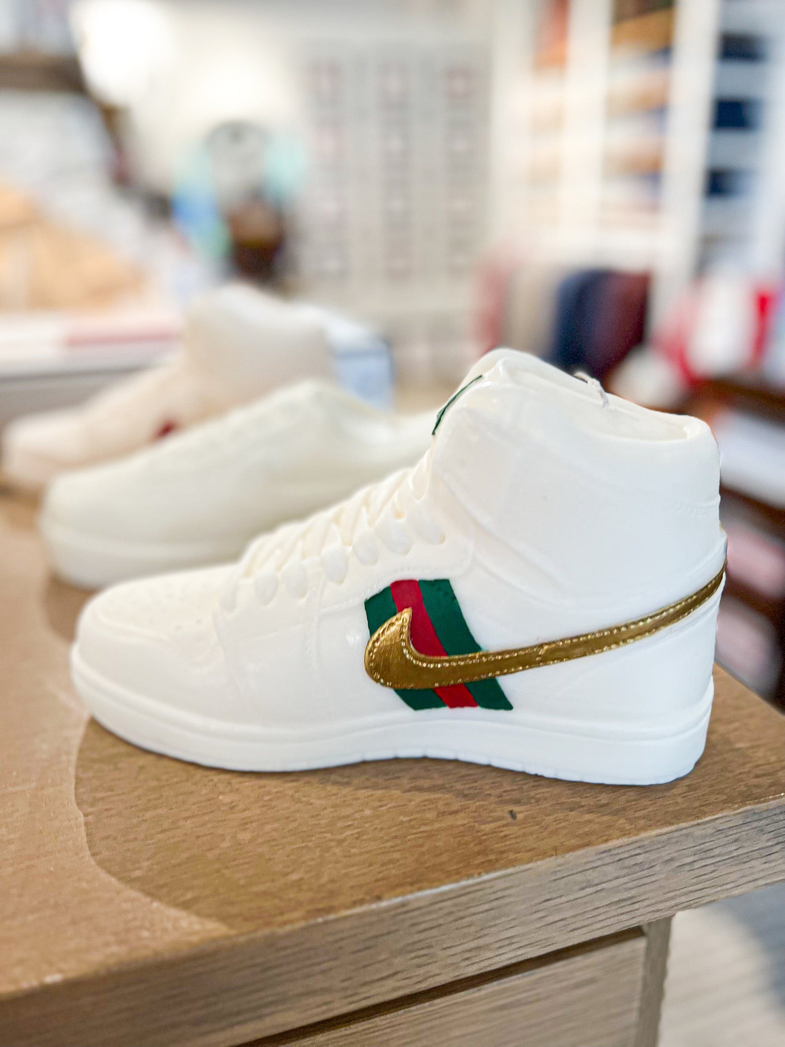 White Heritage Hi Top Candle