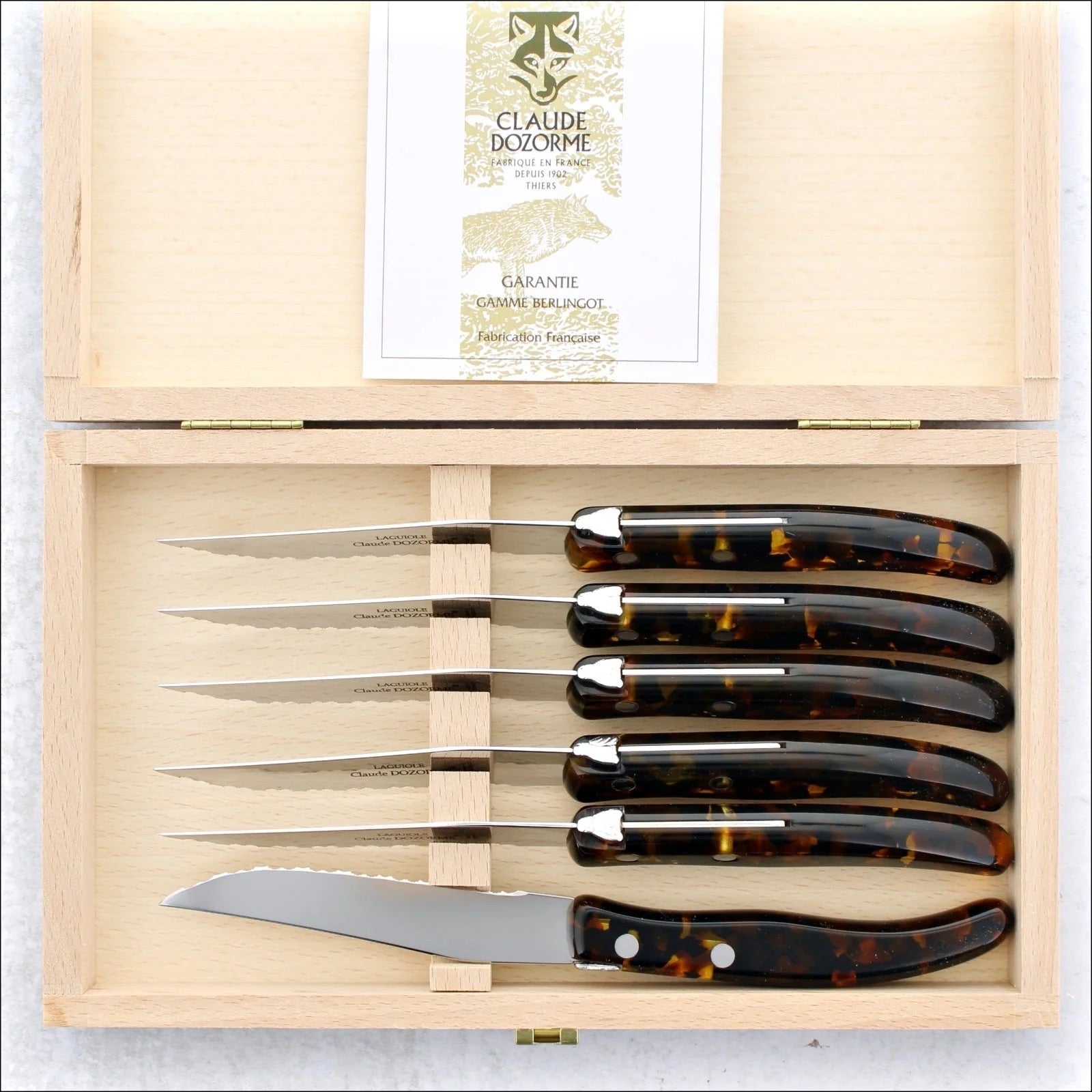 Box of 6 Berlingot Steak Knives - Flake Handles