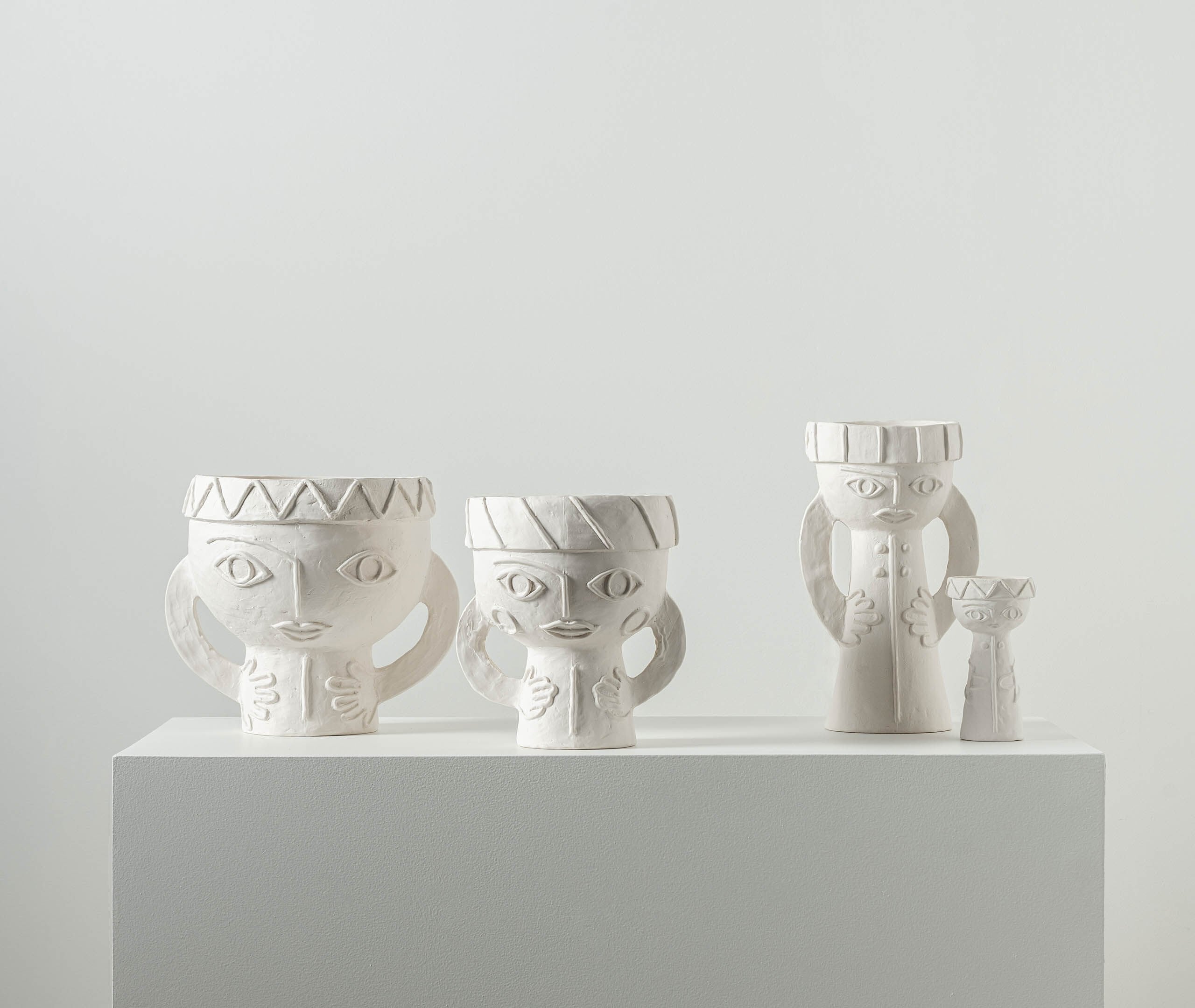 Beige Les Femmes Vase L