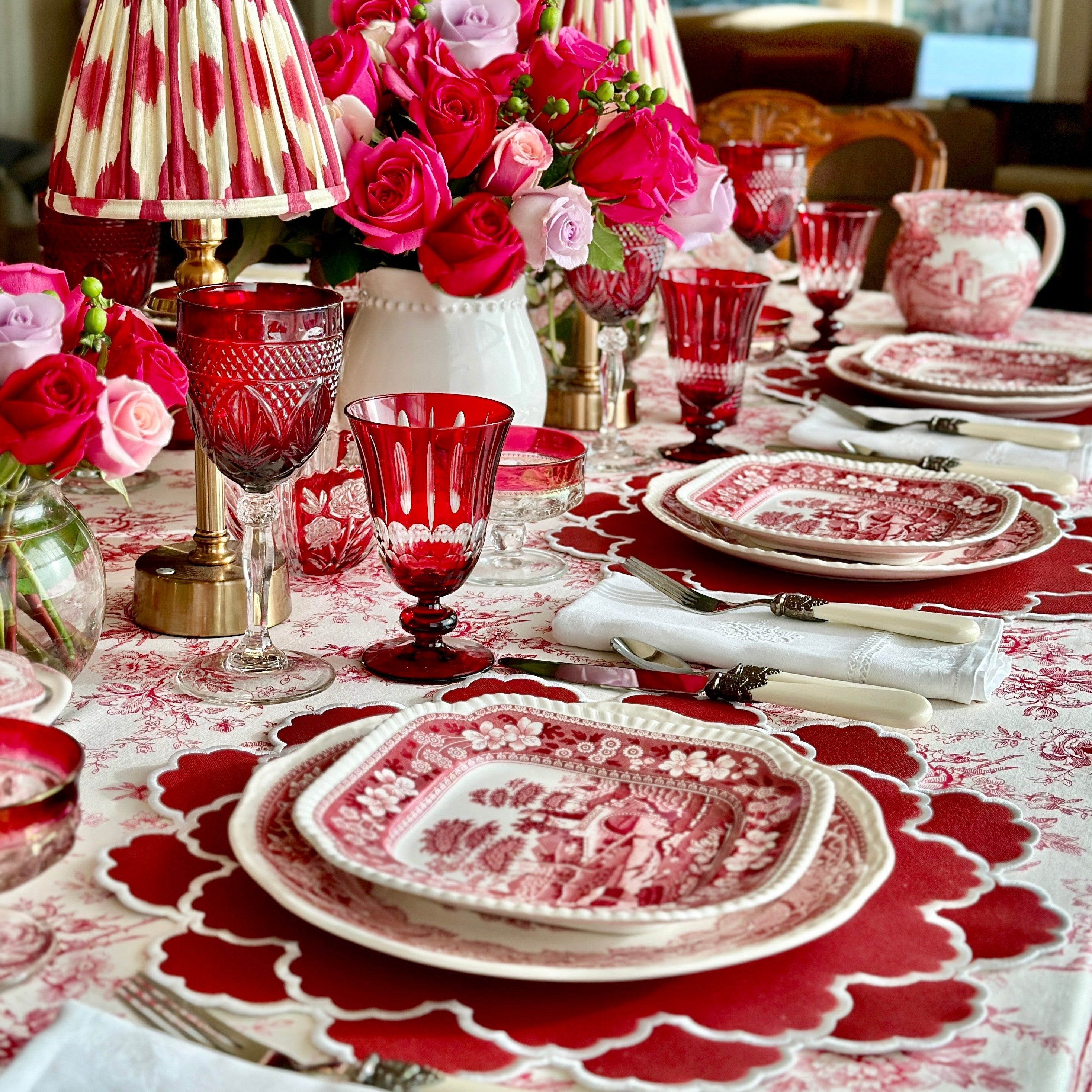 Red Scalloped Faux Leather Placemat