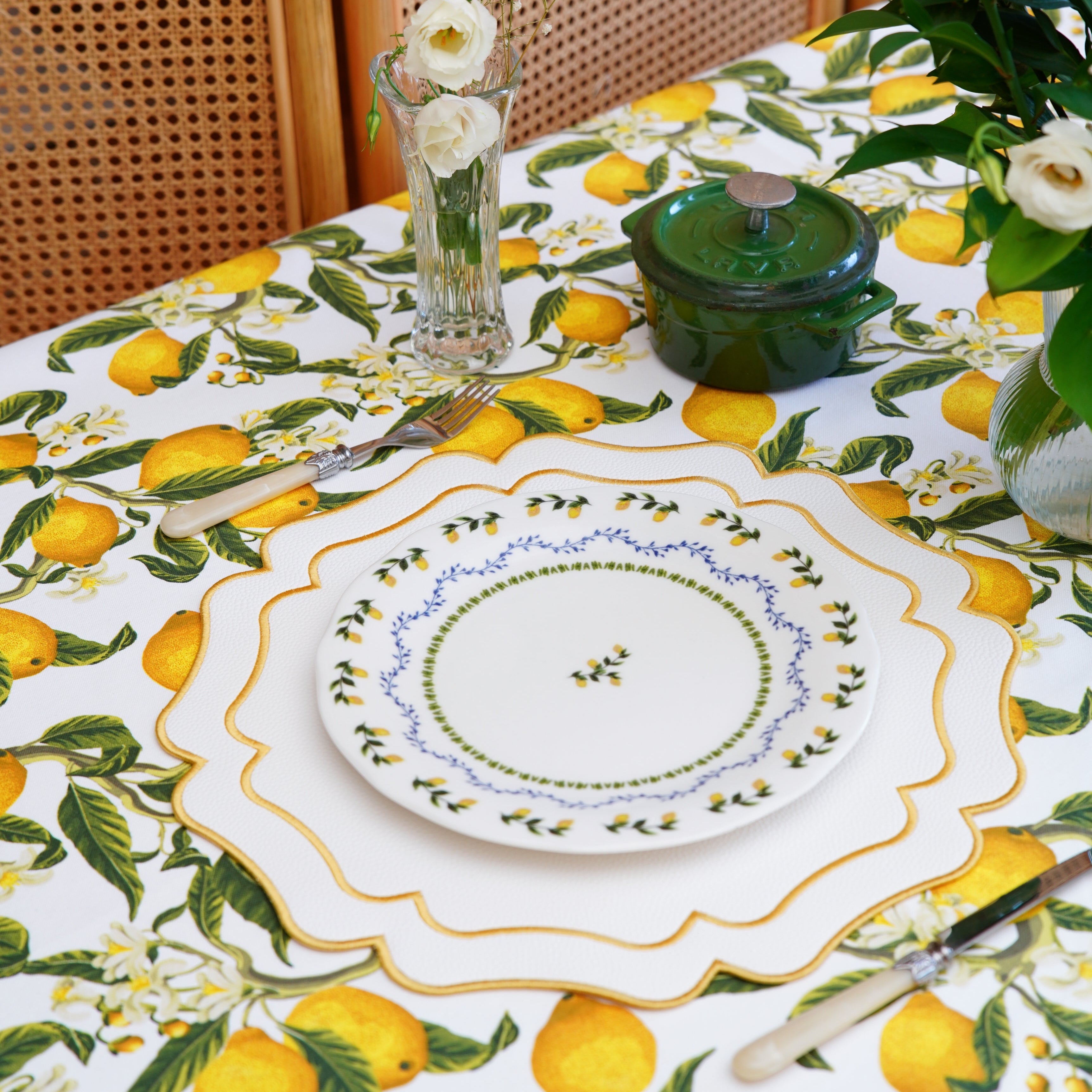 Vitsa Ivory Wavy Faux Leather Placemat