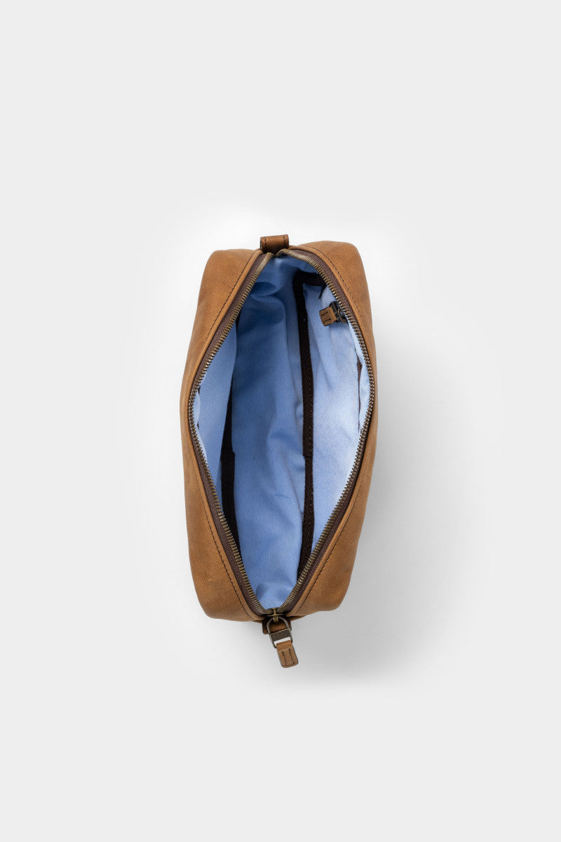 Reclaimed Wash Bag - Heirloom Oak