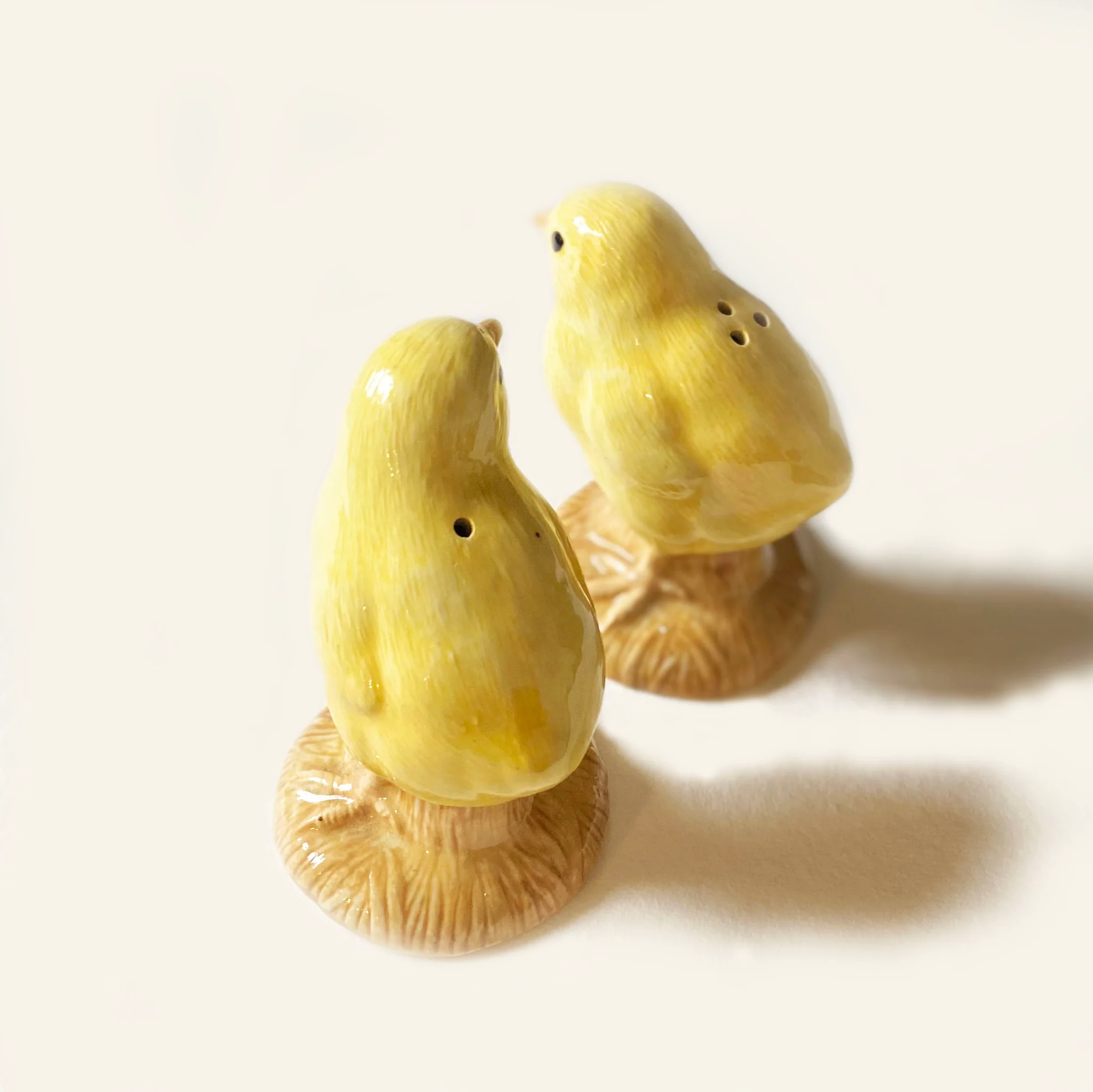 Yellow Chick Salt & Pepper