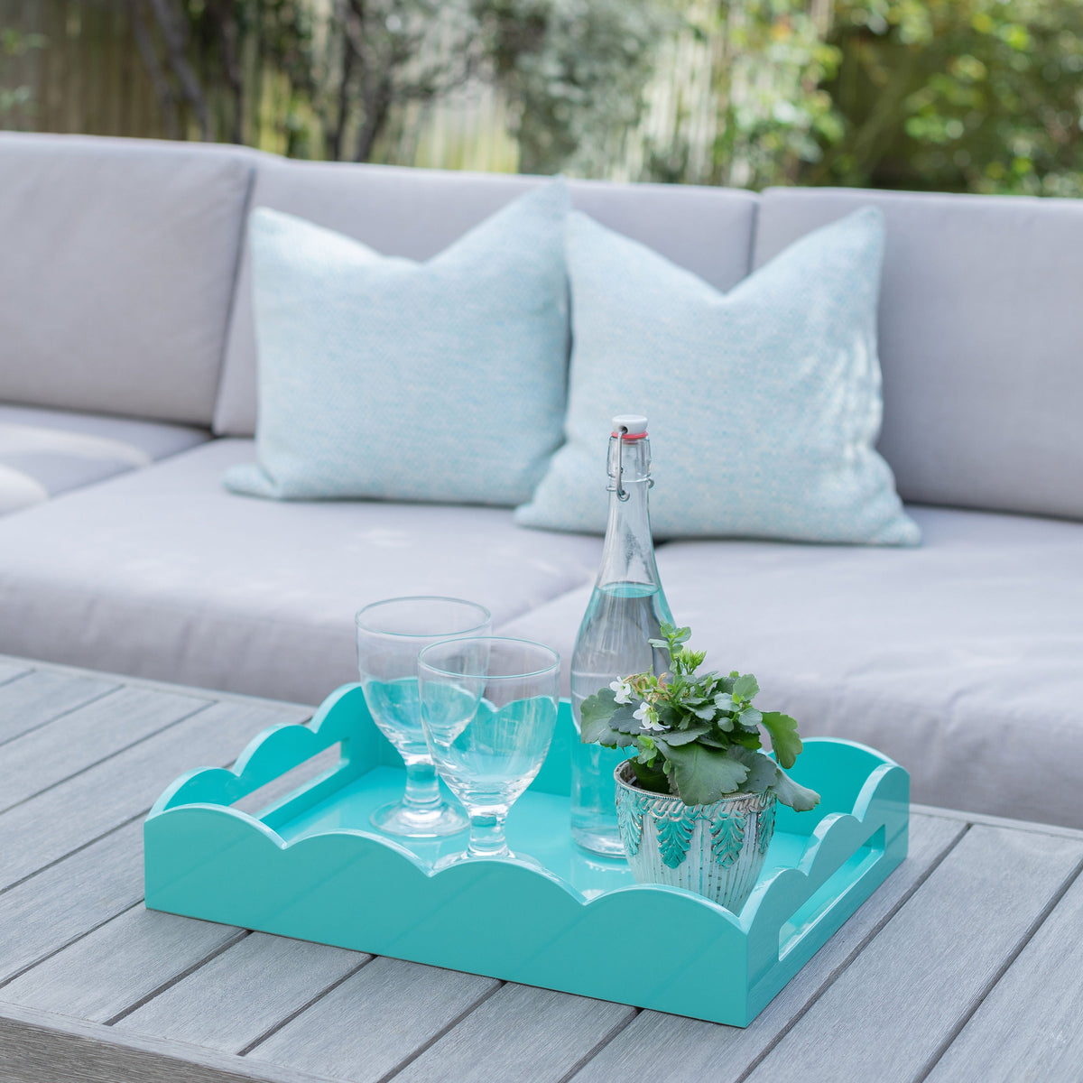 Medium Scalloped Lacquer Tray - Turquoise