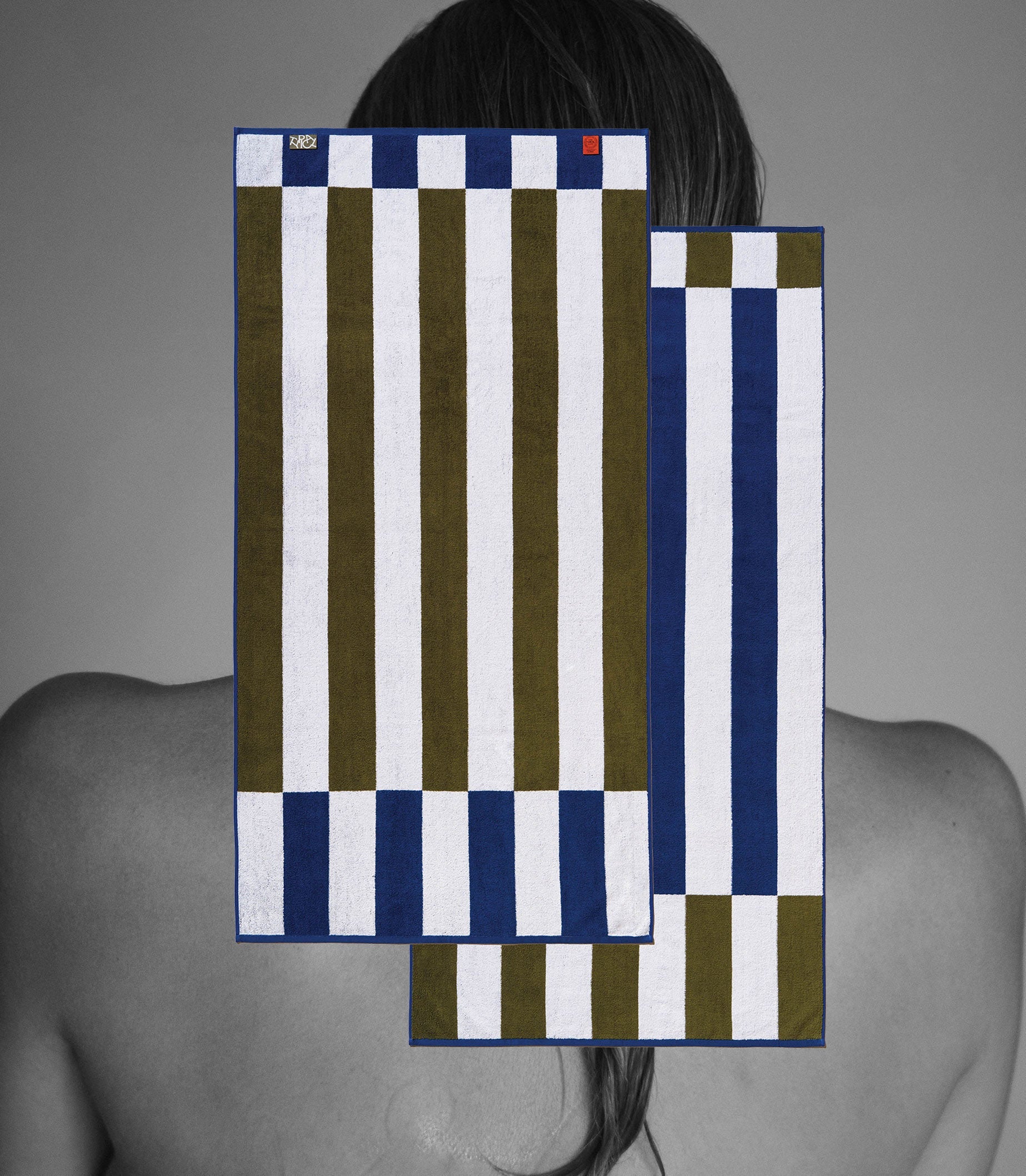 Offset Stripe Stretch Towel - Studio Navy, Moss Green