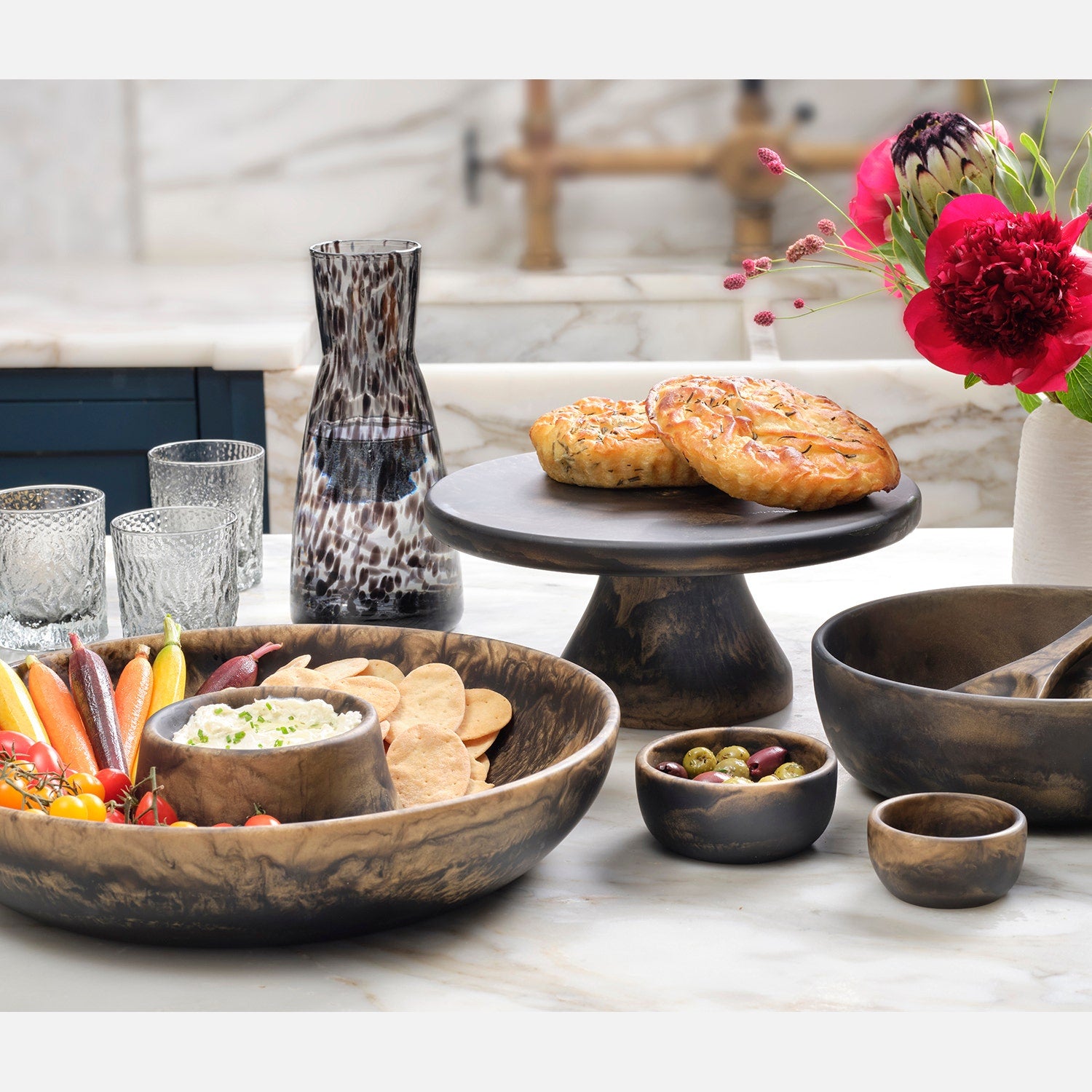 Hugo Black and Gold Swirled Small Resin Serving Bowl