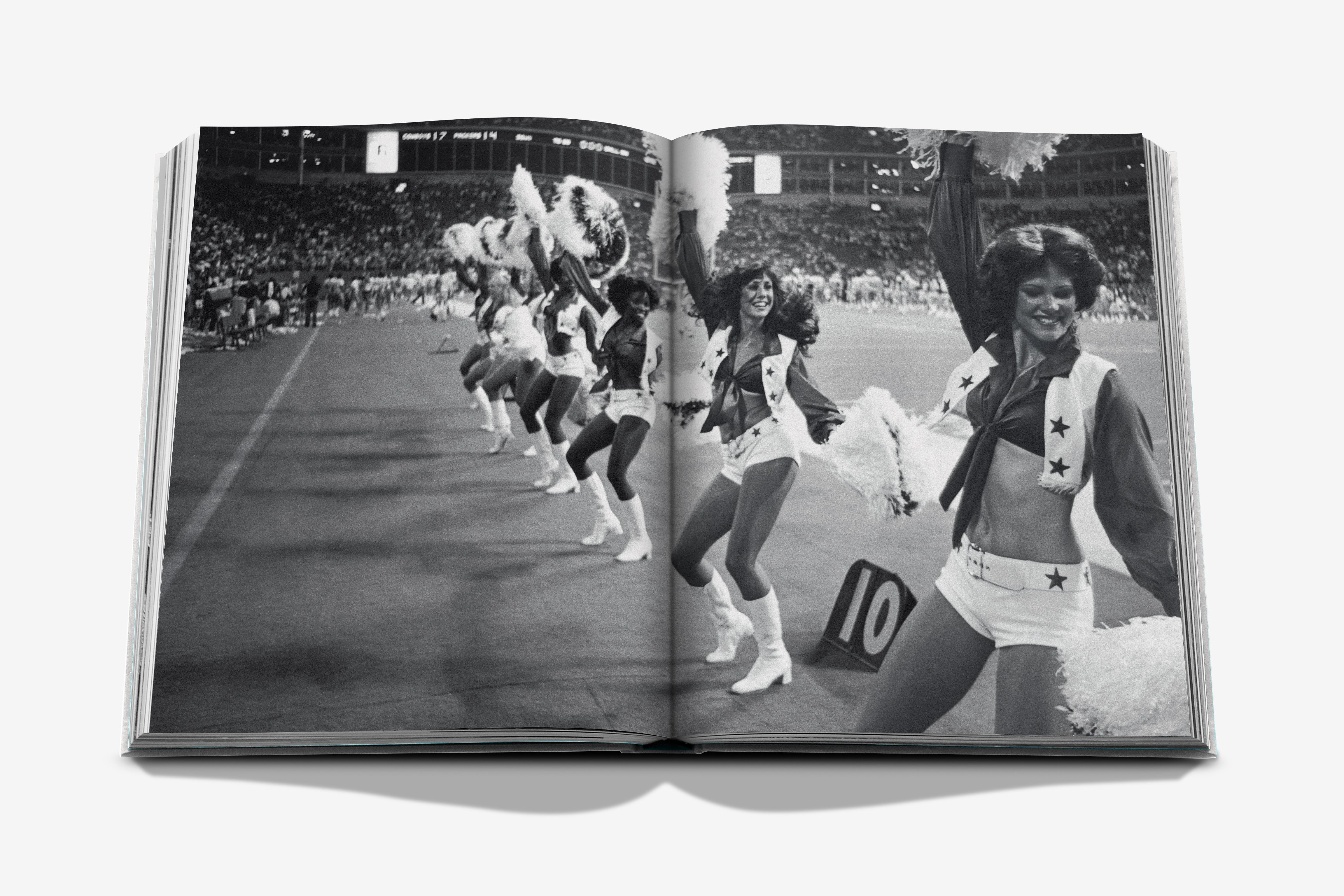 America's Sweethearts: Dallas Cowboys Cheerleaders