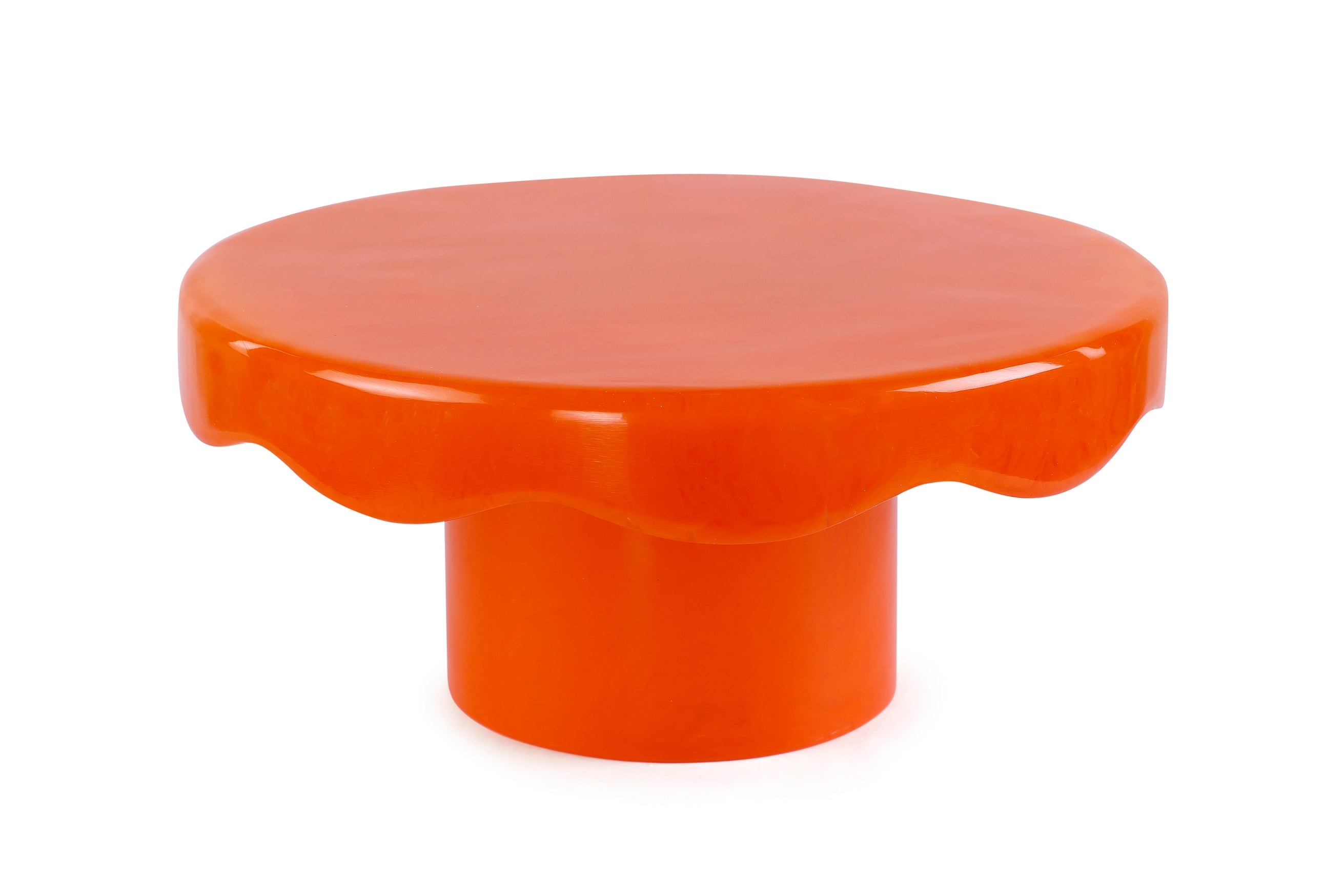 Scallop Resin Cake Stand