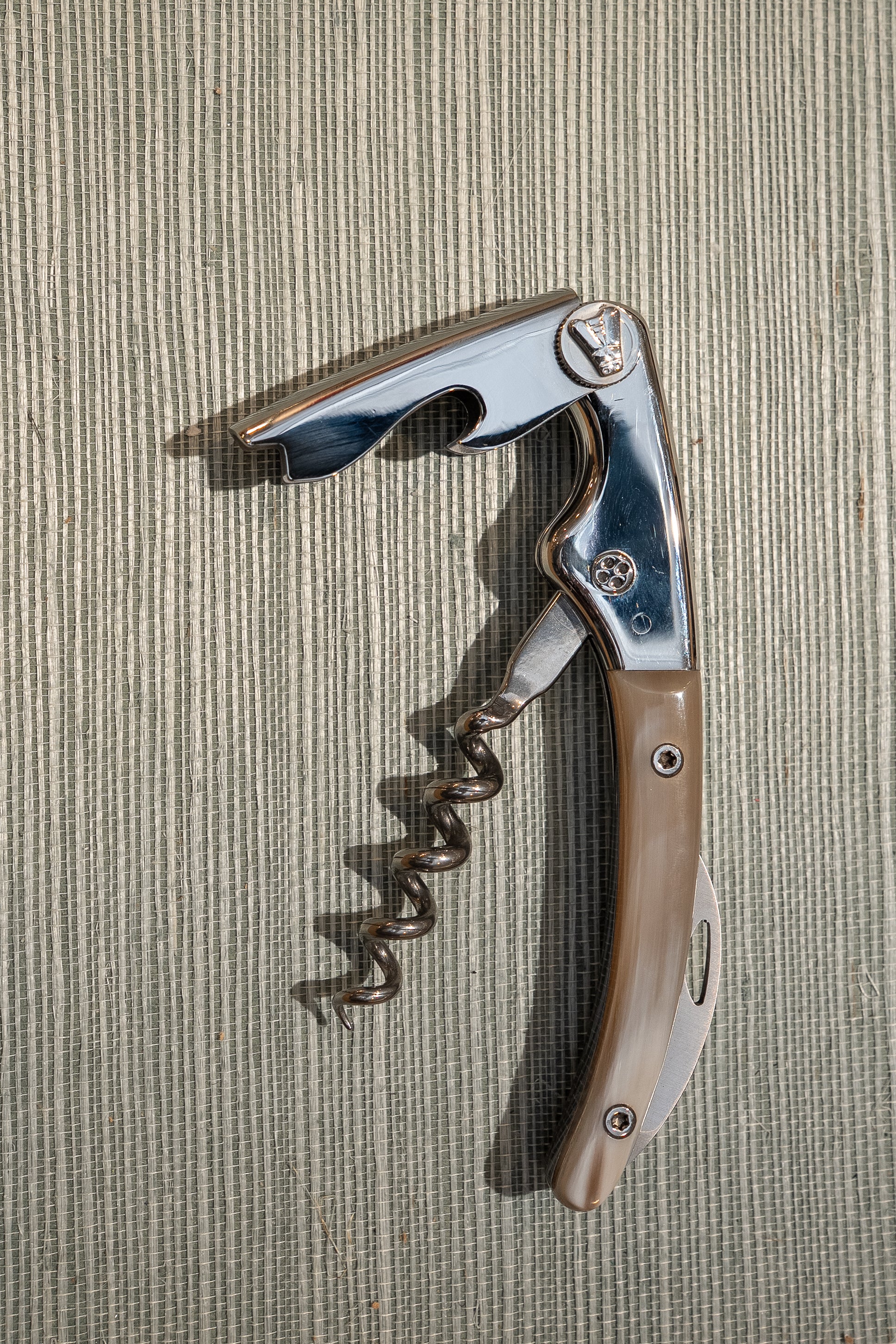 Clos Laguiole Corkscrew Tip of the Light Horn Handle