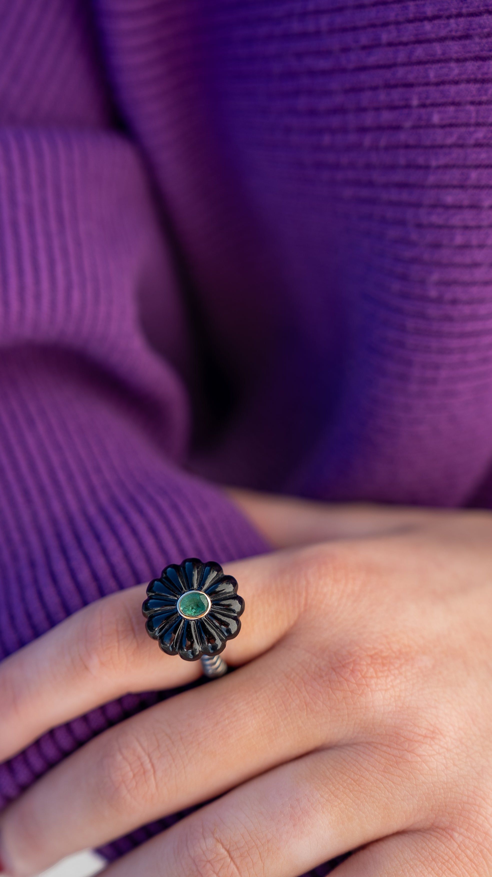 Black Onxy Flower Ring