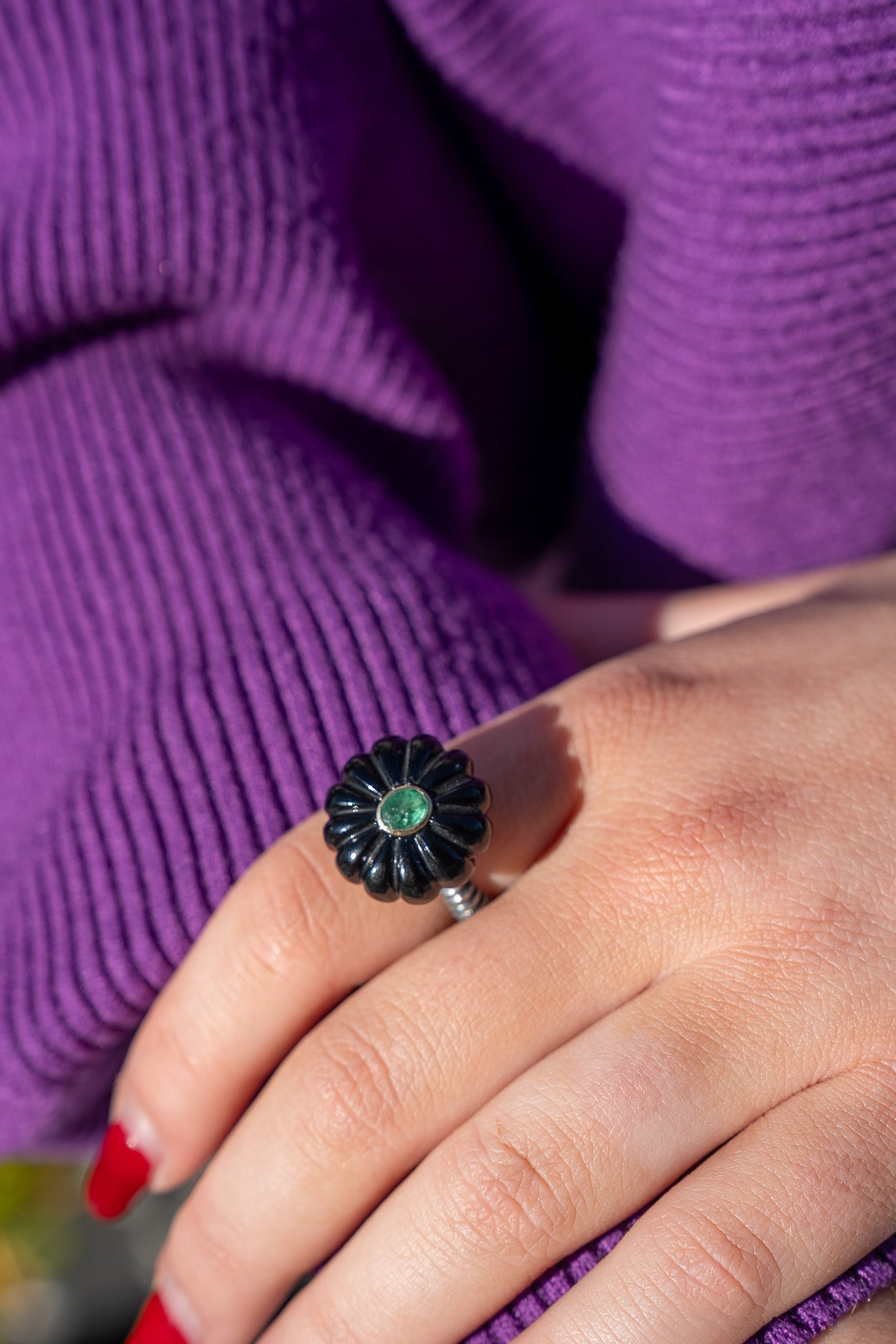Black Onxy Flower Ring