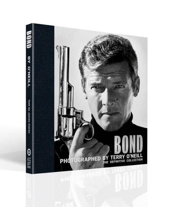 BOND: PHOTOGRAPHED BY TERRY O'NEILL
