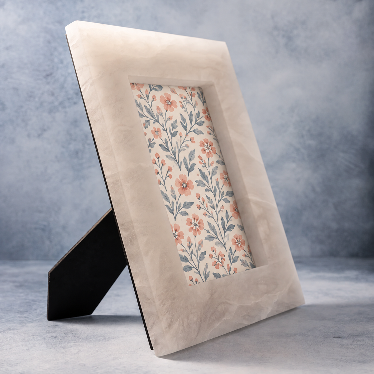 Alabaster Picture Frame 4x6 - White
