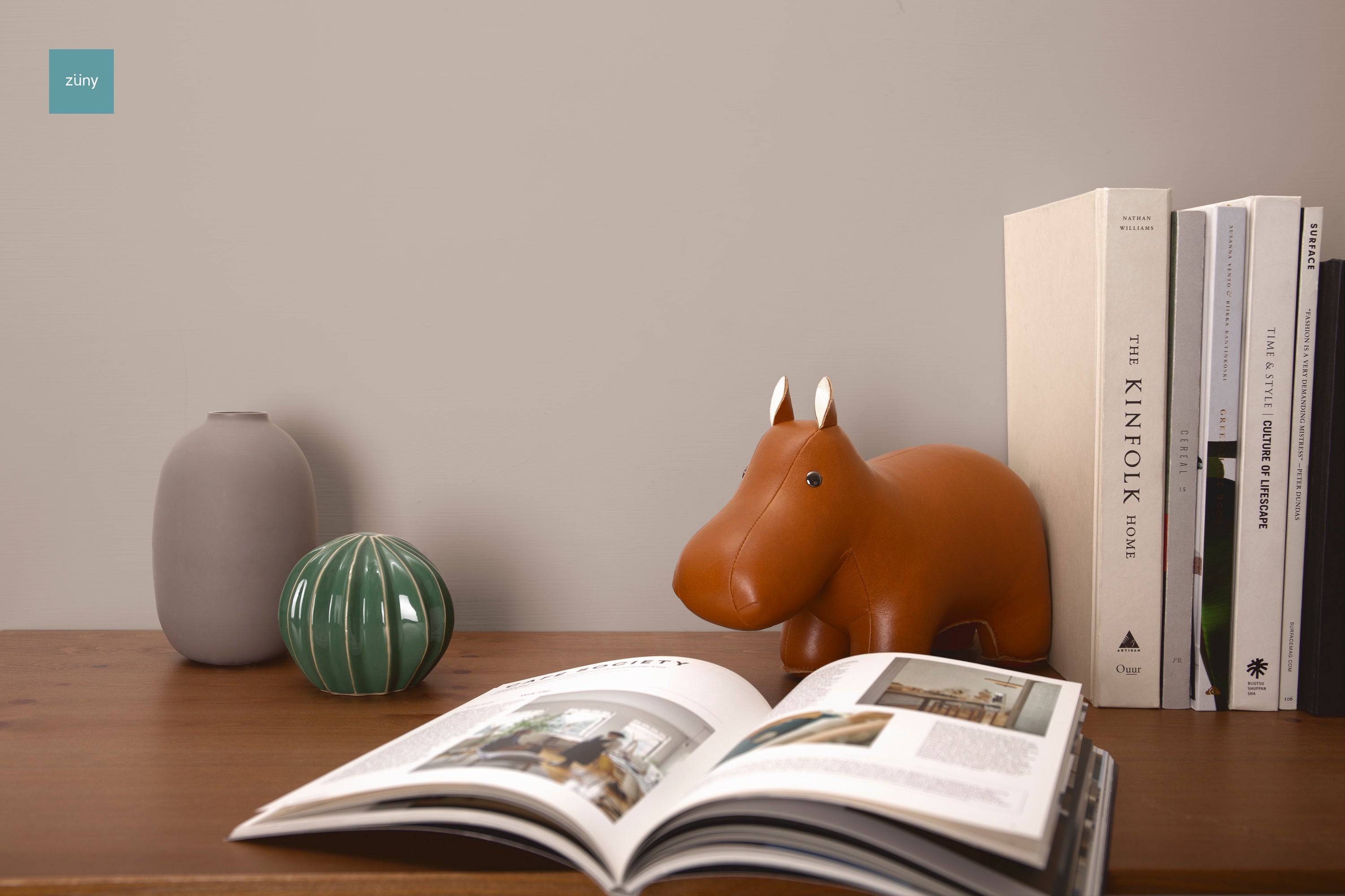 Hippo Bookend