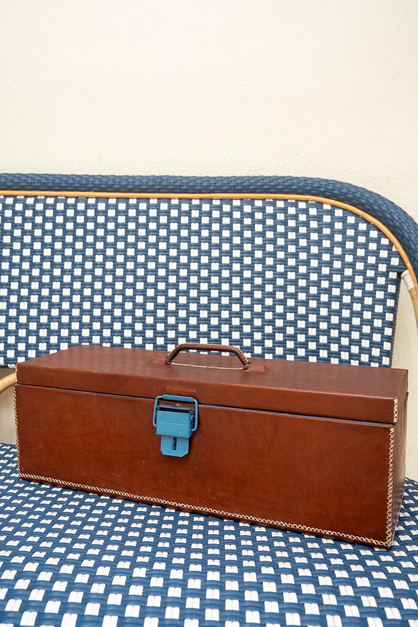 Los Hombres Toolbox
