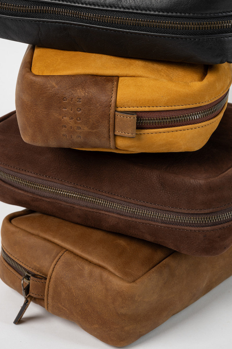 Reclaimed Wash Bag - Heirloom Oak