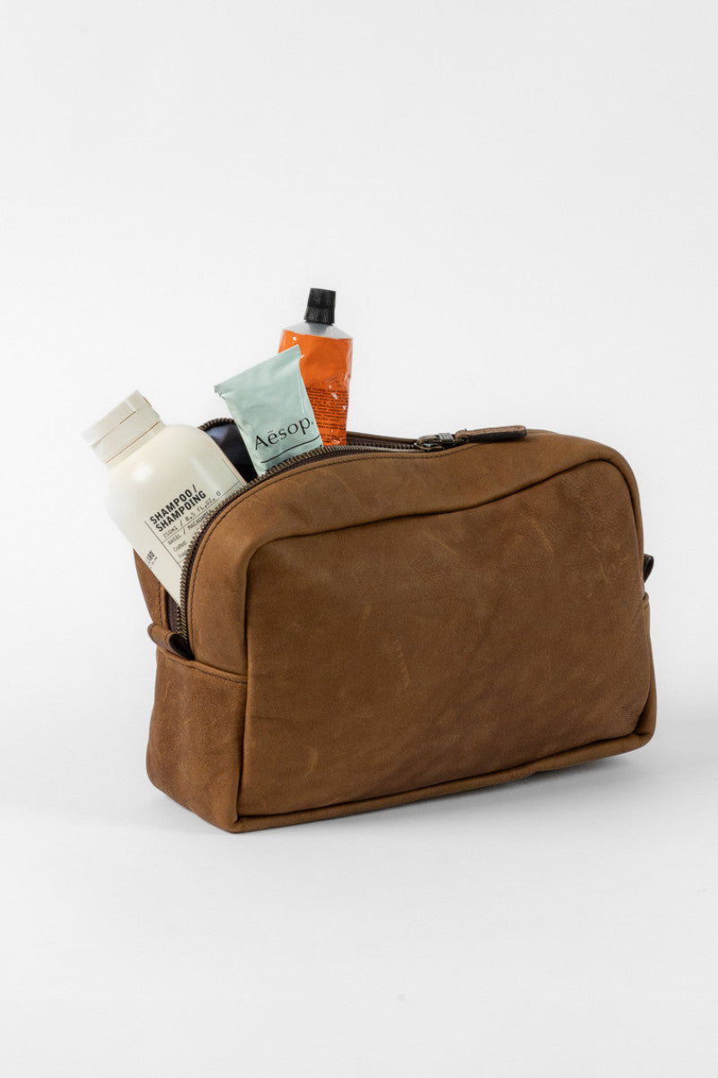 Reclaimed Wash Bag - Heirloom Oak