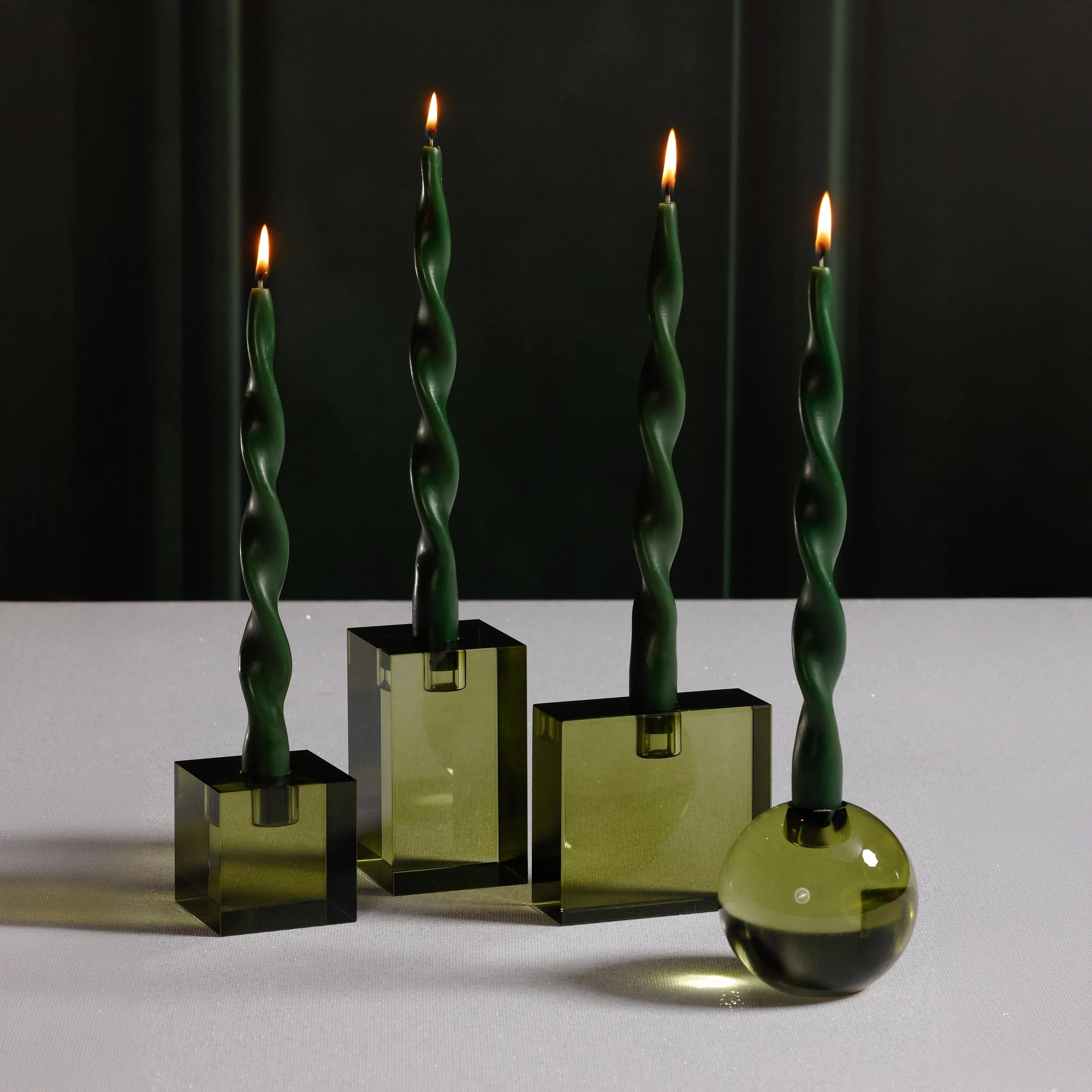 Round Crystal Glass Taper Holder - Green