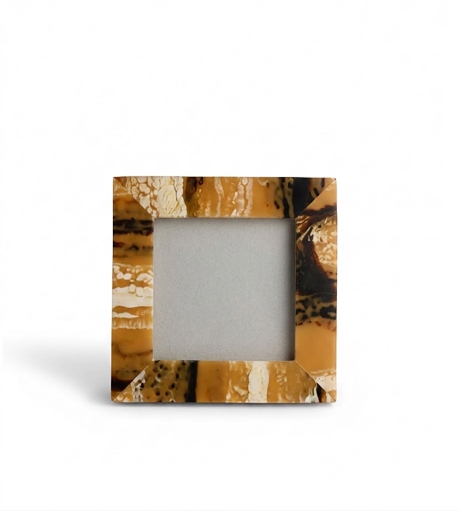 Resin Horn Tone Frame in Brown