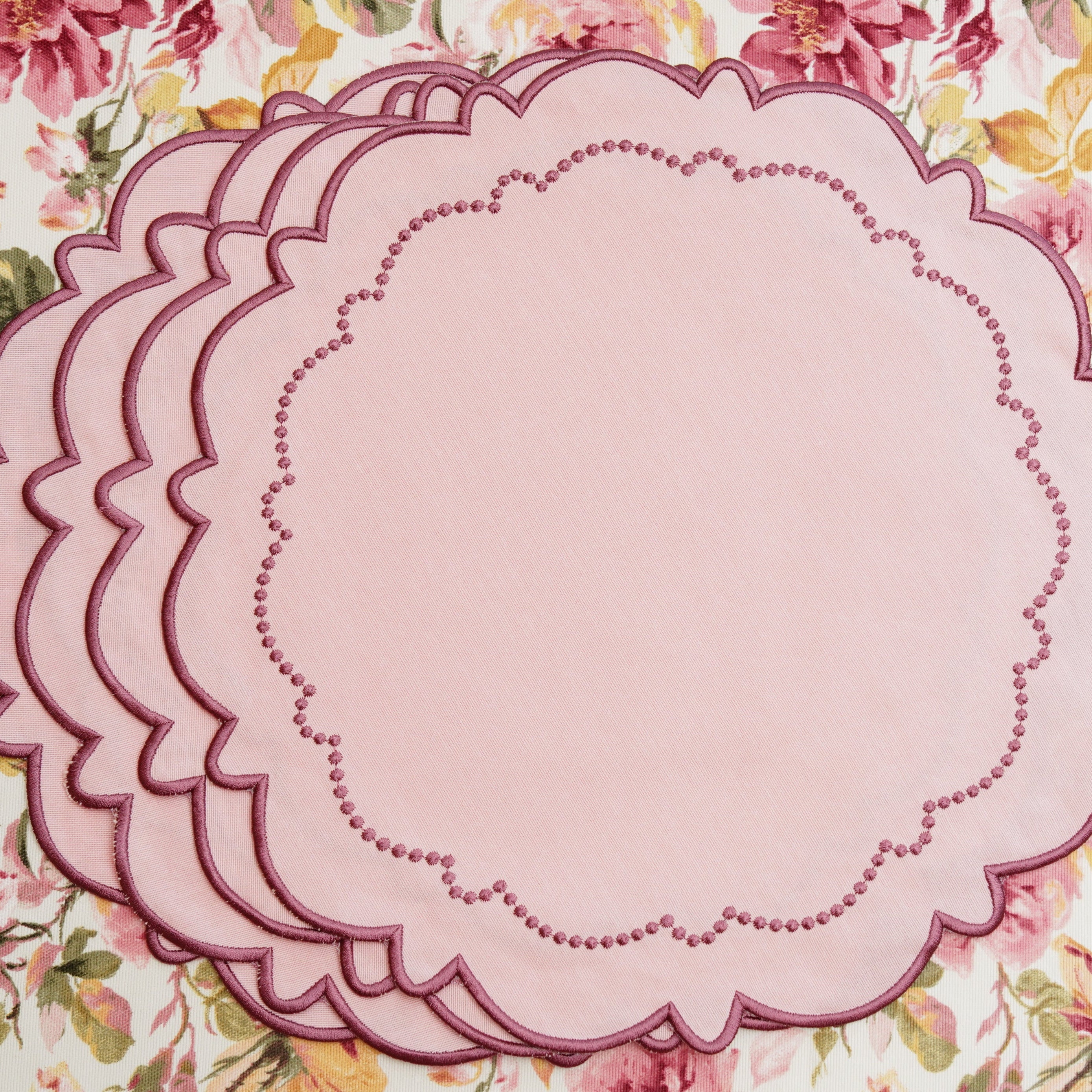 Harmony Light Pink Round Fabric Placemat
