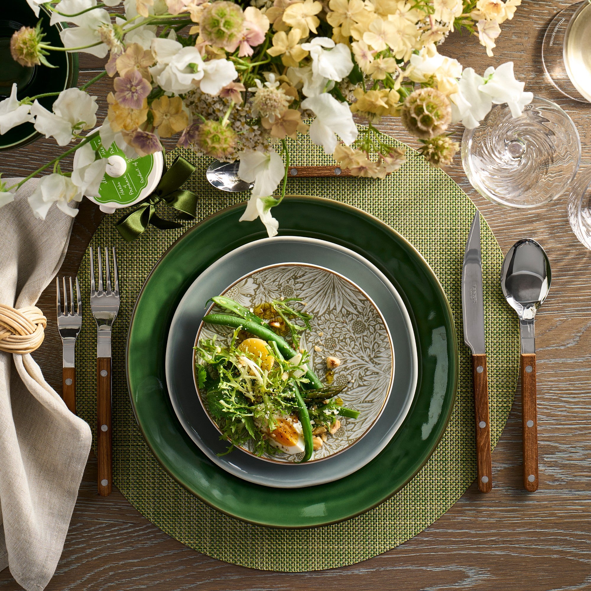 Round Dill Basket Table Mats - Set of 6